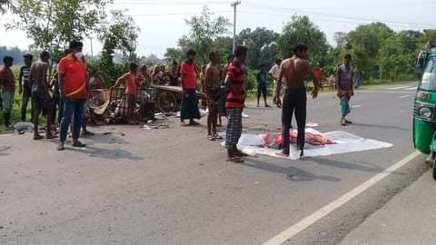 নওগাঁর মান্দায় ট্রাকের চাপায় ১জন ঘটনাস্থলেই নিহত